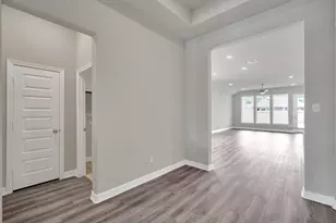 529 Cedar Harbor Ct, Conroe, TX 77304 - Photo 8