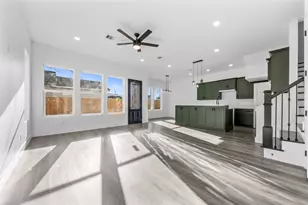 1306 Duff Ln, Houston, TX 77022 - Photo 14