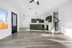 1306 Duff Ln, Houston, TX 77022 - Photo 8