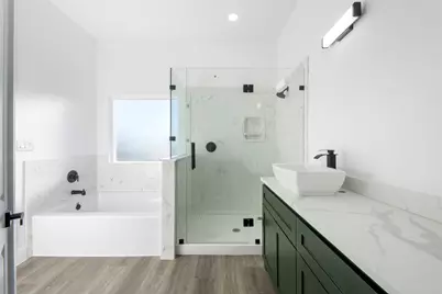 1306 Duff Lane, Houston, TX 77022 - Photo 20