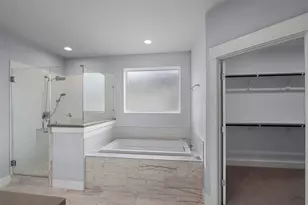 1606 Westside Gardens Ln Ln, Houston, TX 77055 - Photo 24
