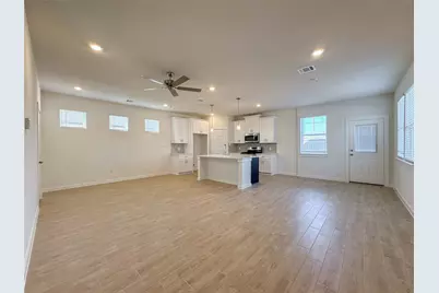 1115 Santee Ct, Rosharon, TX 77583 - Photo 4