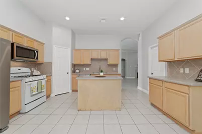 8503 Ivanhoe Springs Drive, Houston, TX 77083 - Photo 20