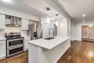 357 N Post Oak Ln, Houston, TX 77024 - Photo 16