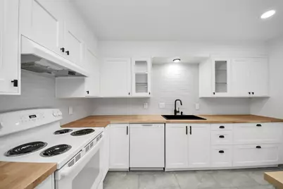 6601 Sands Point Drive #47, Houston, TX 77074 - Photo 10
