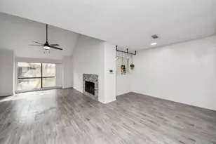 6601 Sands Point Dr, Houston, TX 77074 - Photo 6