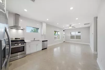 603 Edgewood Street #B, Houston, TX 77023 - Photo 8