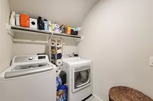 8003 Ecru Ln, Rosharon, TX 77583 - Photo 14