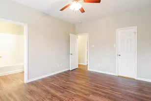 13541 Lake Breeze Ln, Willis, TX 77318 - Photo 10