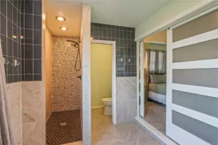 1643 Dick Bay Dr, Dickinson, TX 77539 - Photo 14