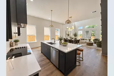 1525 Caywood Lane #B, Houston, TX 77055 - Photo 4