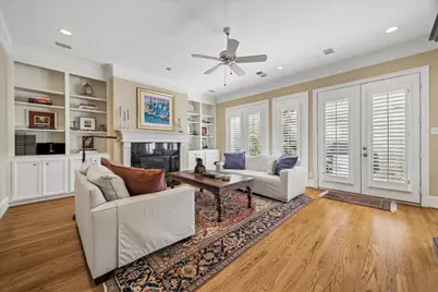 2426 Nantucket Drive #B, Houston, TX 77057 - Photo 8