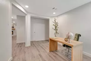 109 Country Ln, League City, TX 77573 - Photo 10