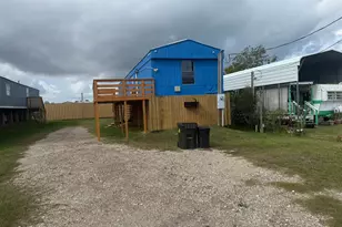 428 15th St, Dickinson, TX 77539 - Photo 32