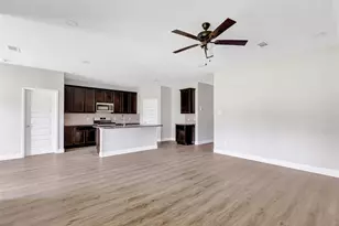 214 Kickapoo Dr, Anahuac, TX 77514 - Photo 10