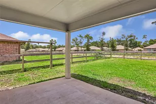 214 Kickapoo Dr, Anahuac, TX 77514 - Photo 32