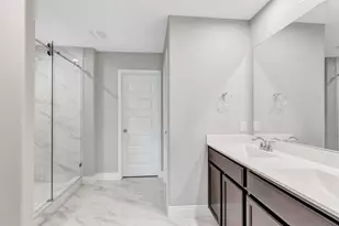 214 Kickapoo Dr, Anahuac, TX 77514 - Photo 26