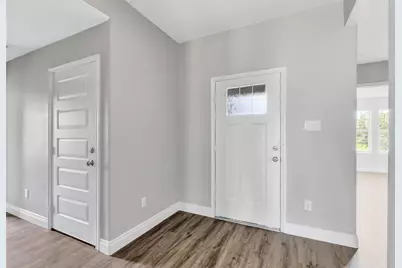 214 Kickapoo Drive, Anahuac, TX 77514 - Photo 6