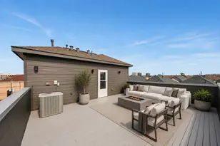 1628 W 24th St, Houston, TX 77008 - Photo 2