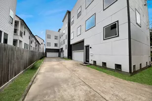 1628 W 24th St, Houston, TX 77008 - Photo 36