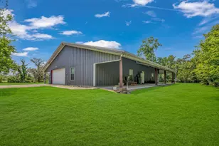250 County Rd 498, Sweeny, TX 77480 - Photo 8