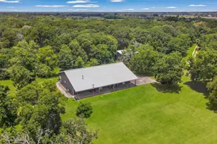 250 County Rd 498, Sweeny, TX 77480 - Photo 12
