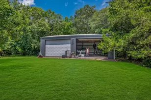 250 County Rd 498, Sweeny, TX 77480 - Photo 8