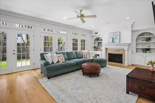 3910 Riley St, Houston, TX 77005 - Photo 2