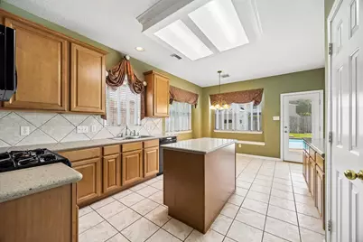 2843 Five Oaks Drive, Missouri City, TX 77459 - Photo 14