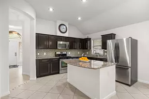 2118 Midnight Ln, Houston, TX 77047 - Photo 8