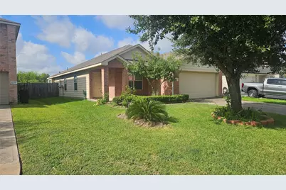 9611 Drummond Cliff, Houston, TX 77064 - Photo 2