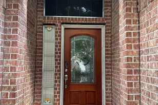 2711 Kimbleton Ct, Houston, TX 77082 - Photo 2