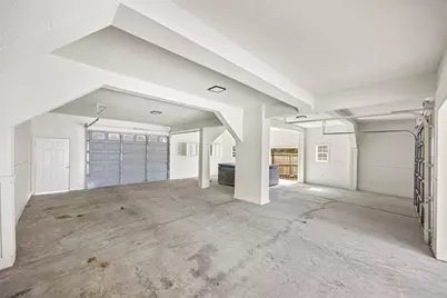 12710 McClosky Street, Houston, TX 77037 - Photo 6