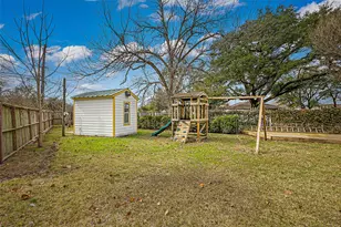 12710 McClosky St, Houston, TX 77037 - Photo 38
