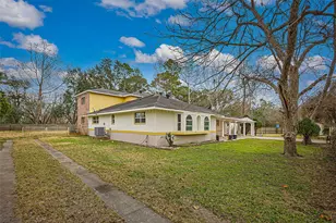 12710 McClosky St, Houston, TX 77037 - Photo 4