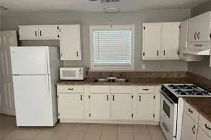 1935 S Cherry St, Tomball, TX 77375 - Photo 14