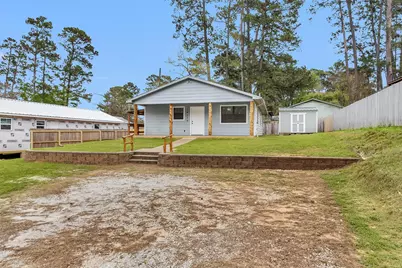 14236 E Ravine Run, Willis, TX 77318 - Photo 4