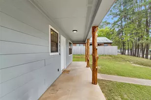 14236 E Ravine Run, Willis, TX 77318 - Photo 6