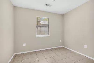 14236 E Ravine Run, Willis, TX 77318 - Photo 16