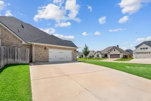 4214 Bally More Dr, College Station, TX 77845 - Photo 2