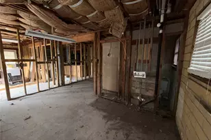 611 Mathis St, Houston, TX 77009 - Photo 18