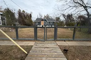 611 Mathis St, Houston, TX 77009 - Photo 2