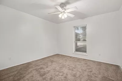 9901 Dover Hill Road, La Porte, TX 77571 - Photo 14