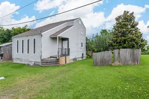 1704 Crockett St, Orange, TX 77630 - Photo 4