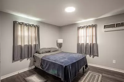 1704 Crockett Street, Orange, TX 77630 - Photo 20