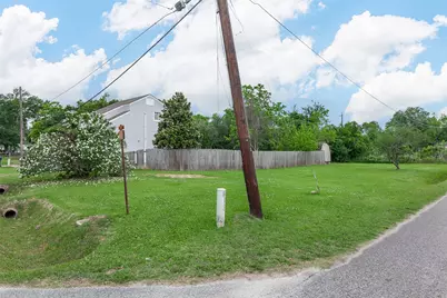 1704 Crockett Street, Orange, TX 77630 - Photo 6