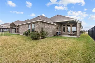 2417 Arbor Edge Crossing, Texas City, TX 77568 - Photo 28
