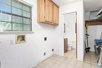 806 E Wildwood Drive, Village Mills, TX 77663 - Photo 36