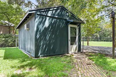 806 E Wildwood Drive, Village Mills, TX 77663 - Photo 34