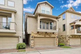 2611 Shady Woods Ln, Houston, TX 77008 - Photo 1